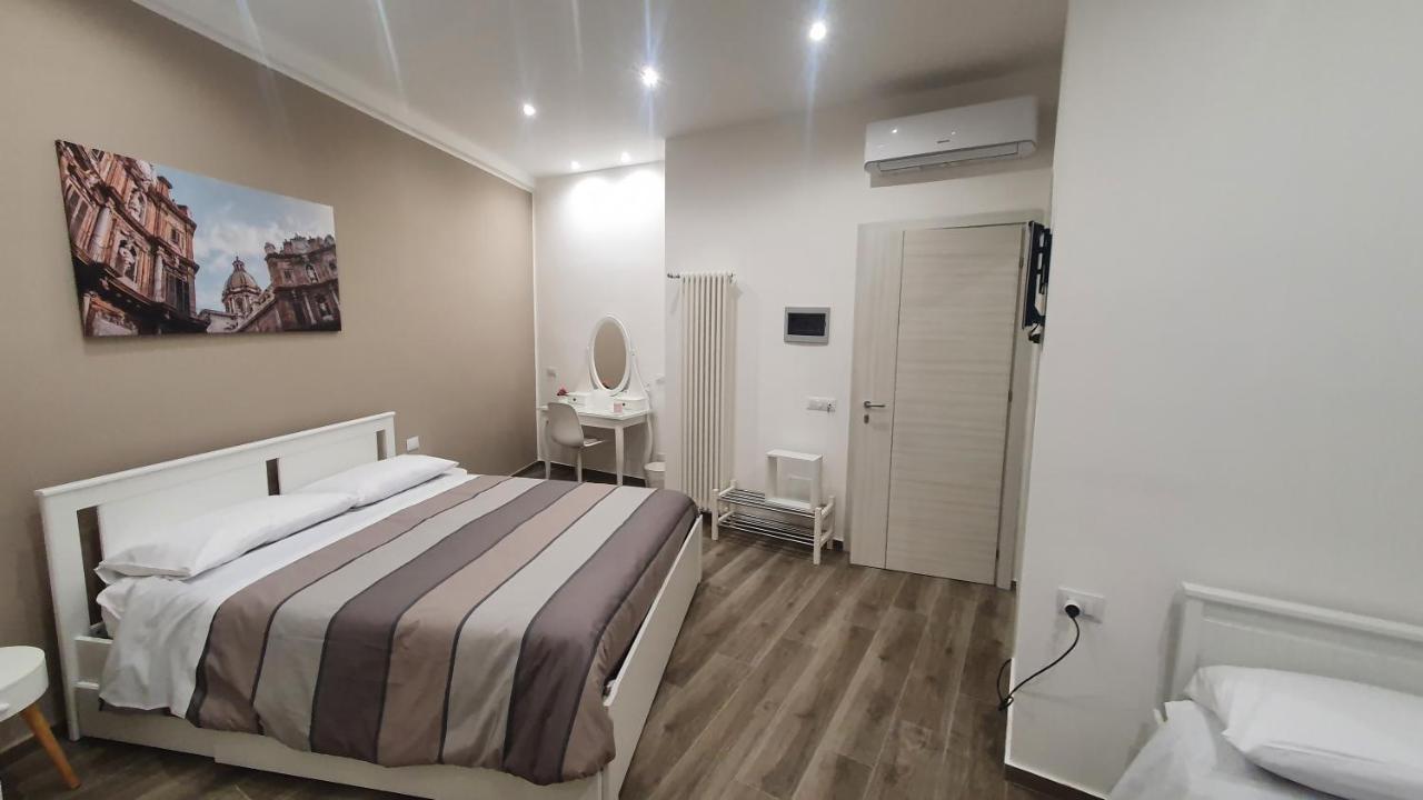 Garibaldi Rooms 29 - Piazza Marina A Palermo - In Pieno Centro. Exteriör bild